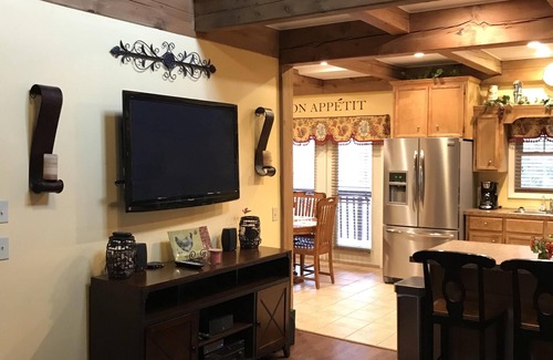 Traphill Cabin | Cedar Suite: Mountain Getaway overlooking The Roaring River on the vineyard