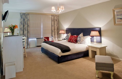 Woodmead Hotel | CedarWoods of Sandton
