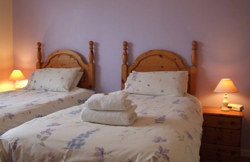 Garndolbenmaen House | Cefn Uchaf Guesthouse