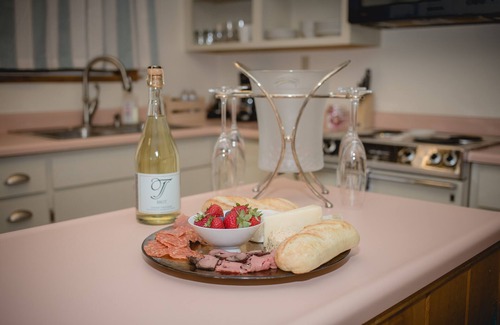 Murphys Apartment | Cellar Master's Suite - Peaceful, Private Suite on Picturesque 5 acres!