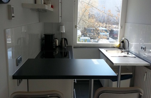 Schoeneberg Apartment | Central, quiet, bright holiday apartment near Kuhdamm - Nollendoftplatz