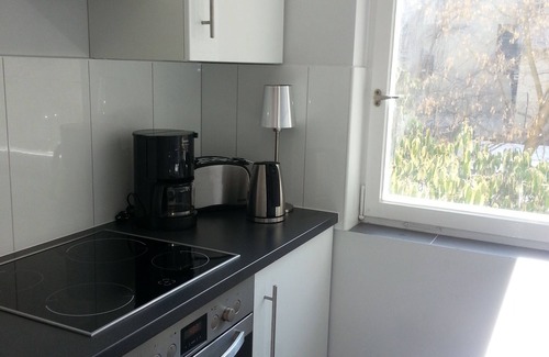 Schoeneberg Apartment | Central, quiet, bright holiday apartment near Kuhdamm - Nollendoftplatz