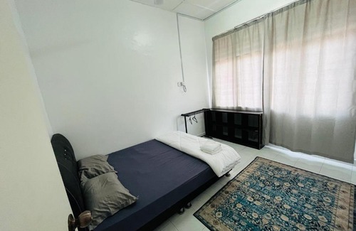 Batu Buruk House | Cendana Residence Homestay 5 @ Kuala Terengganu City