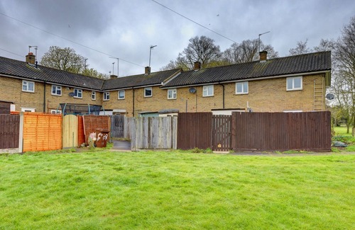Northampton House | Central 3-bed House, sleeps 8 by MBiZ