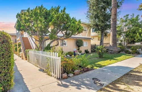 Citrus Grove Condo | Central 3BR Apt | Near Americana