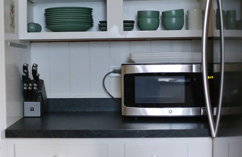 Charlevoix House | CENTRAL A/C! Huge Downtown Historic CVX Home! Walk to town & beach!