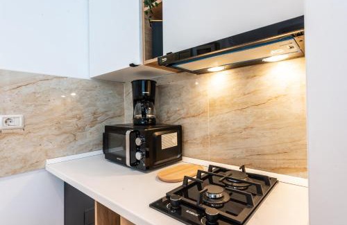 Sector 5 Apartment | Central Address Apartment 811B2