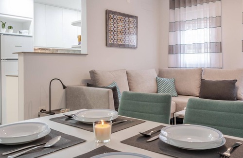 Cervantes Apartment | Central and modern apartment with Parking and FREE WIFI