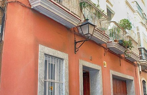 Old Town Apartment | CENTRAL APARTMENT IN A TYPICAL GADITANA HOUSE