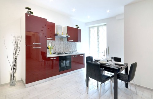 Naples City Centre Apartment | central apartment with two bedrooms, two bathrooms a few steps from the cathedral