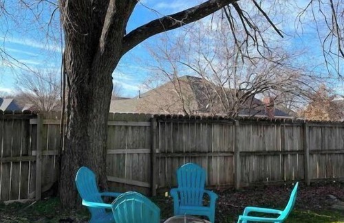 Bentonville House | Central Ave Velo Home bike in/bike out