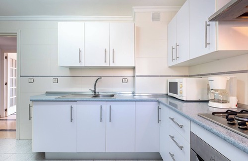 Plaza de Toros Vieja Apartment | Central City Apartment Canales with Wi-Fi, Air Conditioning & Balcony; Garage Available