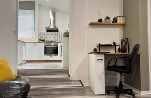 Ballarat House | Central comfortable home great for short/long stay close to Sovreign Hill