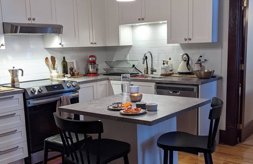 Sainte-Marie Apartment | Central Designer Apartment in Montreal