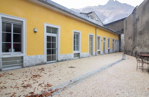 Cauterets Apartment | Central Duplex with WiFi, Ski Locker, and Table Tennis in Cauterets