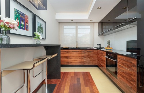 Srodmiescie Apartment | Central Gdynia | 3 Bedrooms | Parking | Świętego Wojciecha