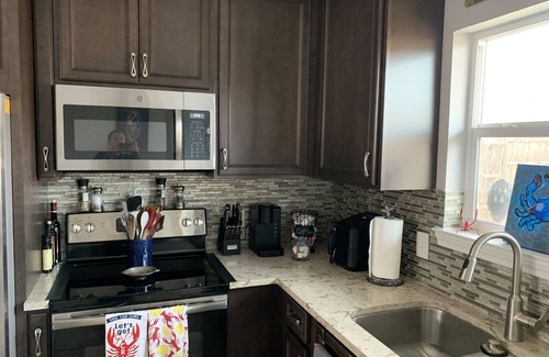 Ederville House | Central Gem! 10 minutes to AT&T stadium, Rangers Ballpark, and Six Flags!