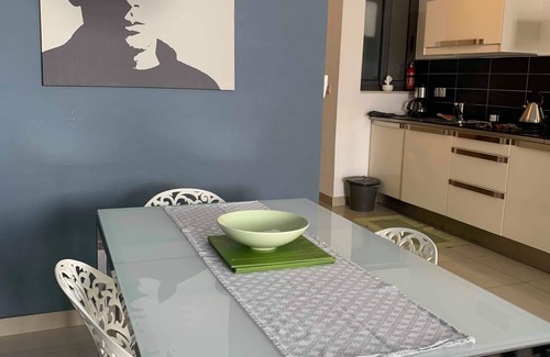Sliema Apartment | Central, Modern Apts minutes away from seafront