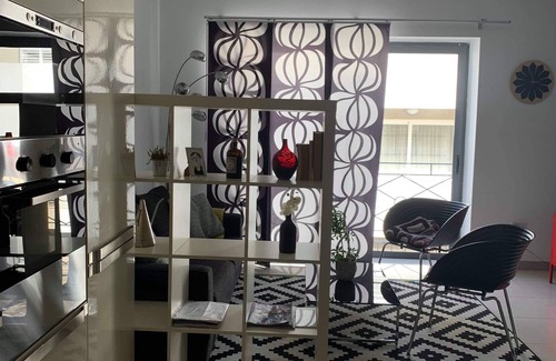 Sliema Apartment | Central, Modern Apts minutes away from seafront