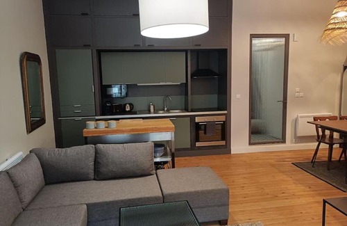 Saint - Aubin - Dupuy Apartment | Central St Aubin dans un écrin de verdure