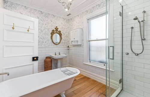 Parnell Villa | Central Villa, w/Parking, Walk to SPARK Arena