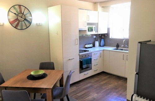 Wollongong CBD Apartment | Central Wollongong Apartment (2 bedrooms)