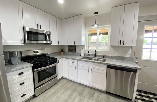 Snowflake House | Centrally located! 30 mins to Pines or Petrified Forest. Family-friendly.