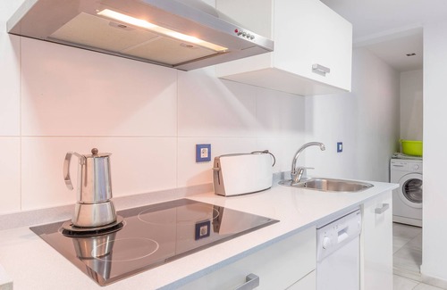 Old Town Apartment | Centrally Located and Modern Holiday Apartment