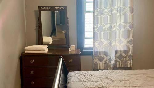 North End Apartment | Centrally Located Blue House