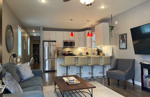 Oakley Cottage | Centrally located close to downtown and Clifton hospitals area.