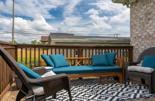 North Nashville House | Centrally Located Cozy Pet Friendly Cottage