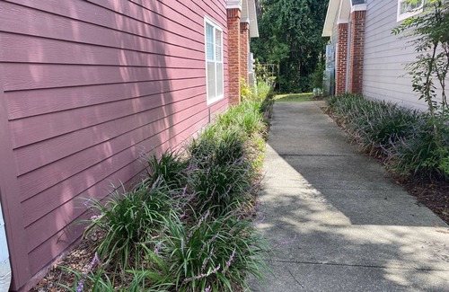 Gainesville Condo | Centrally located for all Gainesville UF activities, shopping or hospitals.