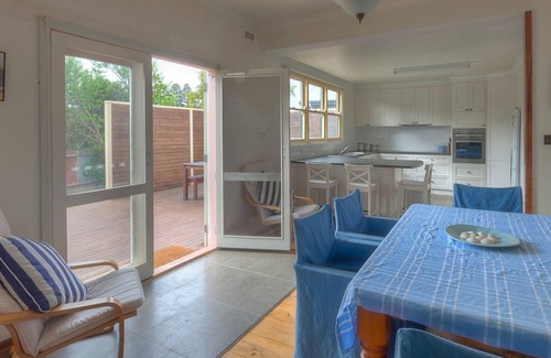 Port Fairy House | Centrally located family home