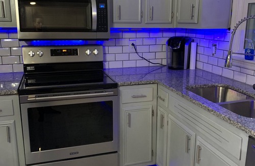 Somerset House | Centrally located house at Pond Meadow Place