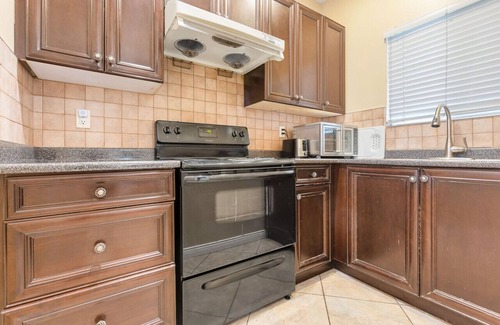Surrey House | Centrally located in Surrey