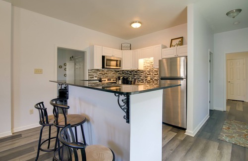 Uptown Cottage | Centrally Located Memphis House: 2 Mi to Beale St!