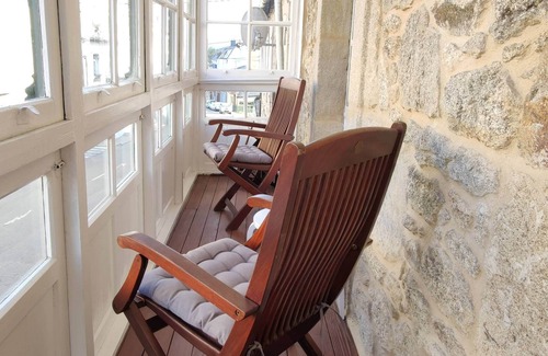 Lagostelle Apartment | CENTRALLY LOCATED, SPACIOUS AND BRIGHT APARTMENT.