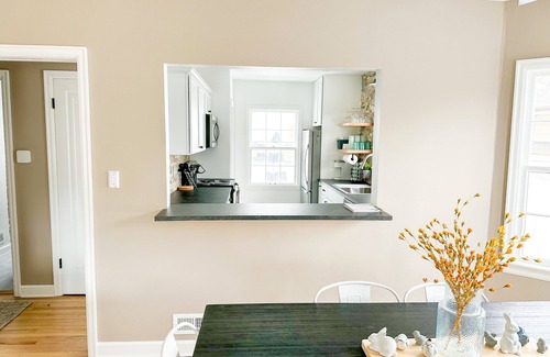Cheyenne House | Centrally located updated home