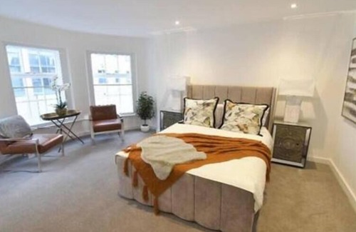 North Sea Apartment | Centre Apt in Hull - Sleeps 4