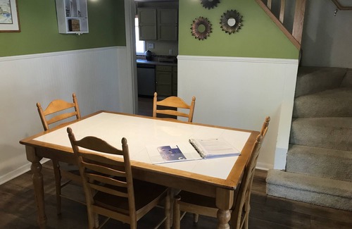 Northrup House | Century Cottage-PERFECT for Mayo & downtown visitors!