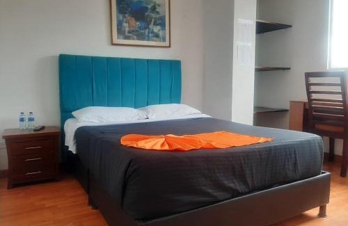 Bogota Hotel | Cerca Simon Bolivar estereo Picnic, movistar arena ,teusaquillo Informacion trescientosdoscuatrosieteseiscerocuatroveintisiete