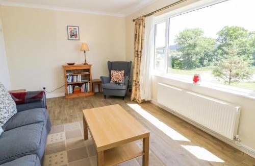 Penrhyndeudraeth House | Ceris