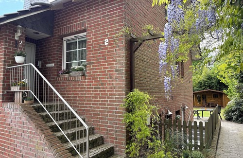 Duhnen Apartment | CG2/6 - Comfortable 4 person vacation apartment near the beach