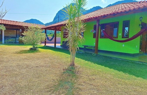 Castelo Cottage | Chácara Aconchegante Excelente Para Você Descansar com sua Família!