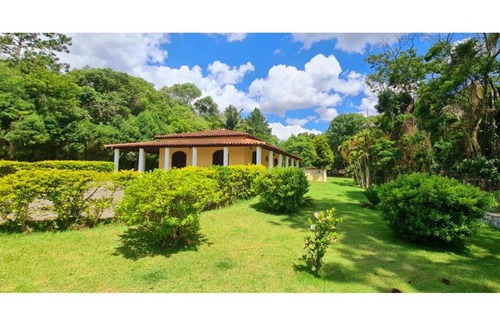 Ibiuna House | Chácara Centelha Divina - Um pedaço do céu