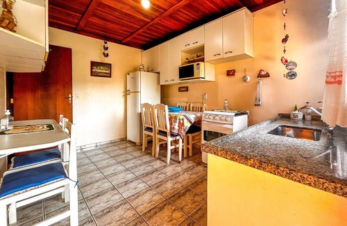 Mairinque Ski Chalet | Chácara com piscina, churrasqueira, WiFi e quadra