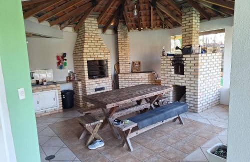 Itu House | Chácara no Condomínio Village Castelo - Próximo ao Maeda e a 50 minutos de São Paulo