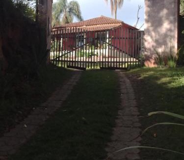 Bueno Brandao House | Chácara pão de açúcar