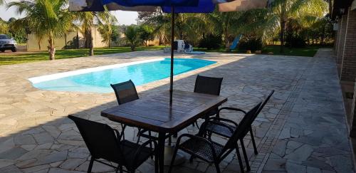 Olimpia House | Chácara Recanto Dos Pássaros 02