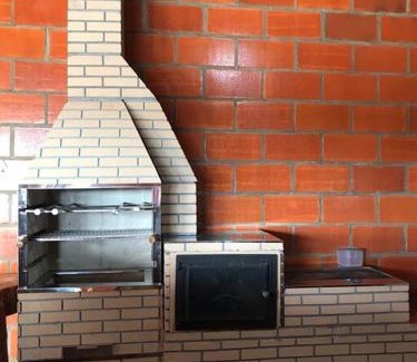 Tatui House | Chácara Recanto Quero-Quero